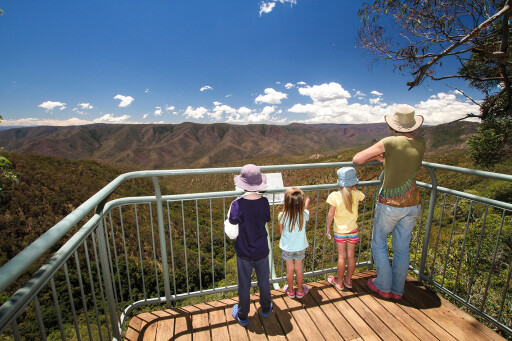 Oxley Wild Rivers National Park NSW lookout.jpg
