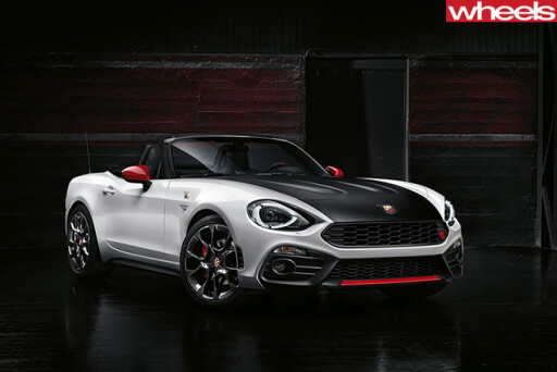 Fiat -Abarth -124-spider -front -side