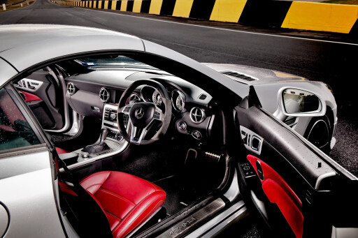 2012-Mercedes-Benz-SLK-55-AMG-interior.jpg