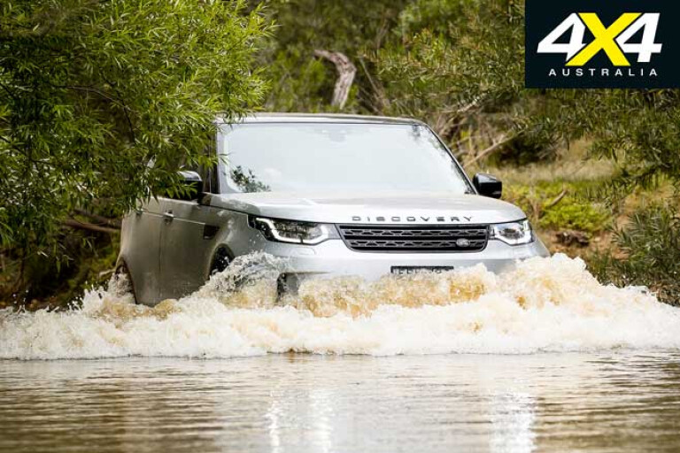 2020 4 X 4 Of The Year Land Rover Discovery Sd 6 Water Wading Jpg