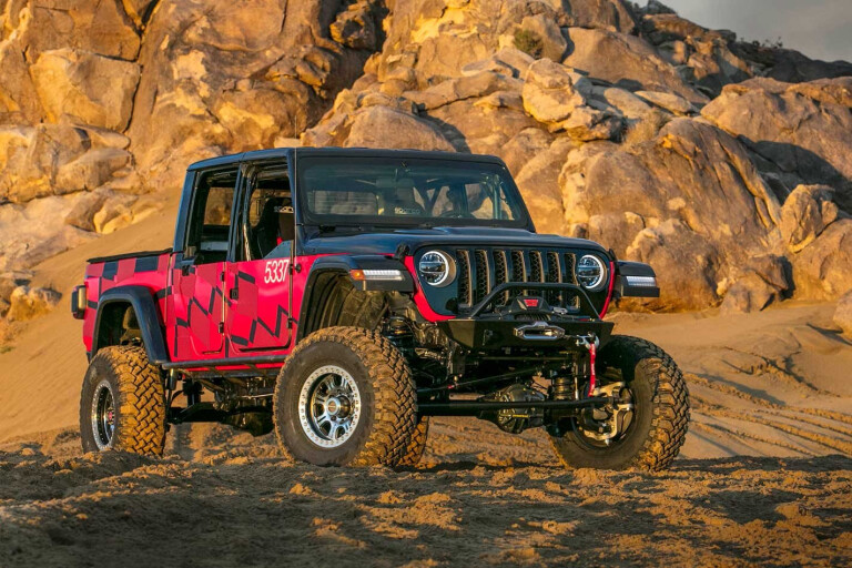 2020 Jeep Gladiator to race at the 2019 King of the Hammers