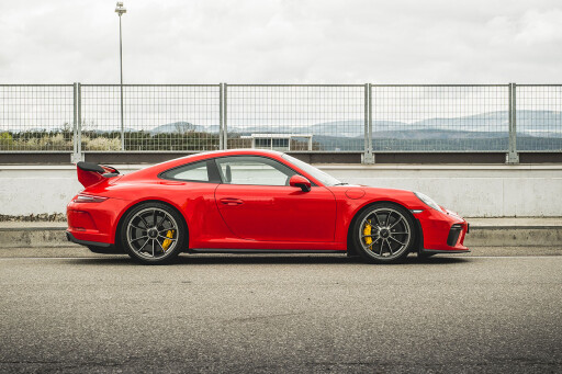 Porsche 911 GT3 side profile