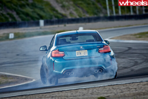 BMW-M2-tearing -up -track