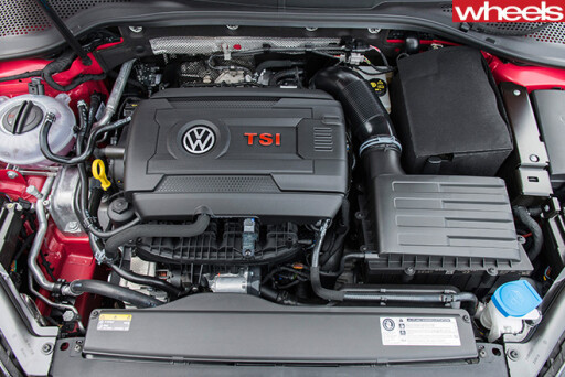Volkswagen -Golf -7-5-GTi -engine