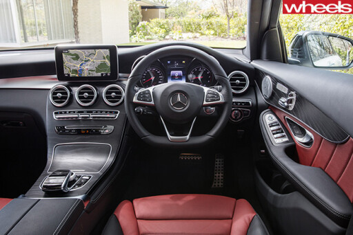 2017-Mercedes -Benz -GLC-interior