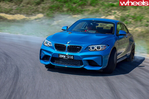 BMW-M2-drifting -front -side