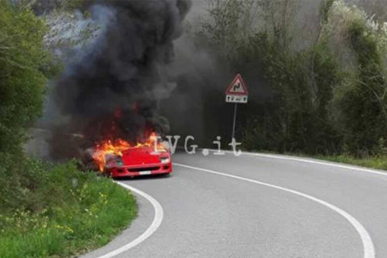 Why Supercars Catch Fire Ferrari F 40 Blaze Jpg