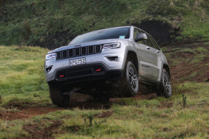 Jeep Grand Cherokee Trailhawk review released