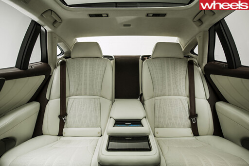 2018-Lexus -LS-500-interior -rear -seats