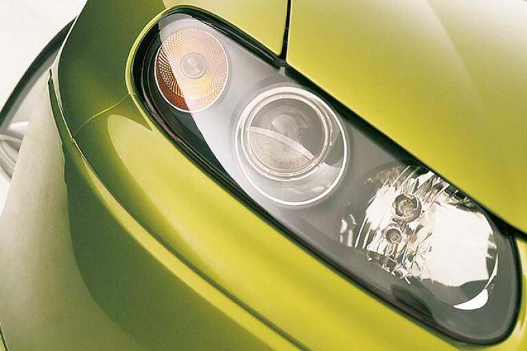 Holden Monaro  CV8 headlight