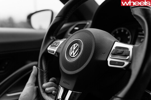 Volkswagen -steering -wheel -car
