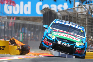 Ford quits V8 Supercars