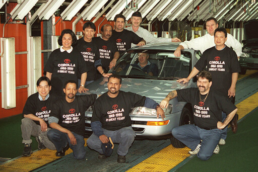Toyota -Corolla -manufacturing -team