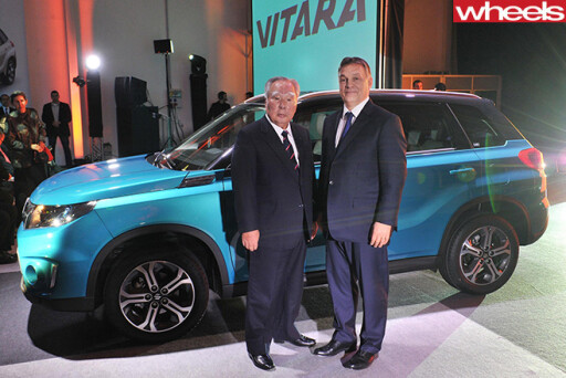Suzuki -CEO-with -new -Suzuki -Vitarajpg