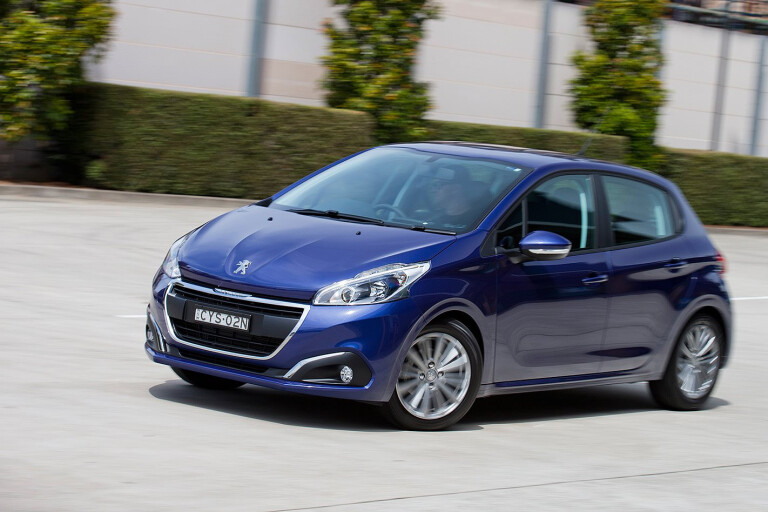 Street-smart braking now standard across Peugeot range
