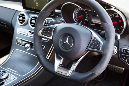 Mercedes-AMG C43 interior