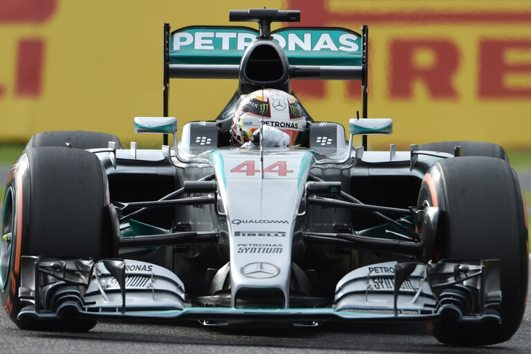 Mercedes dominance resumes at Suzuka