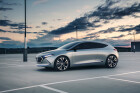 Mercedes electrified vehicle range to top 50 by 2022