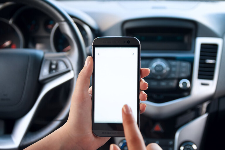 Texting While Driving Car Jpg