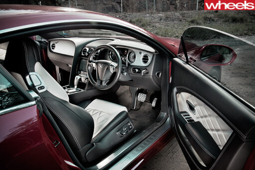 2013-Bentley -Continental -GT-interior