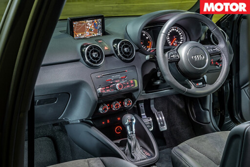 Audi A1 Sportback 1.8 TFSI interior