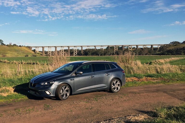 2017 Renault Megane GT wagon quick review