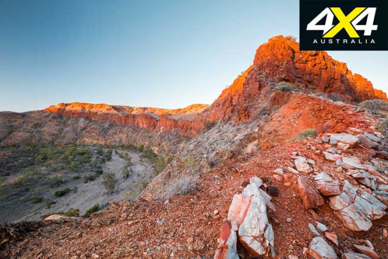 4 X 4 Adventure Series NT Central Australia Mountain Range Jpg