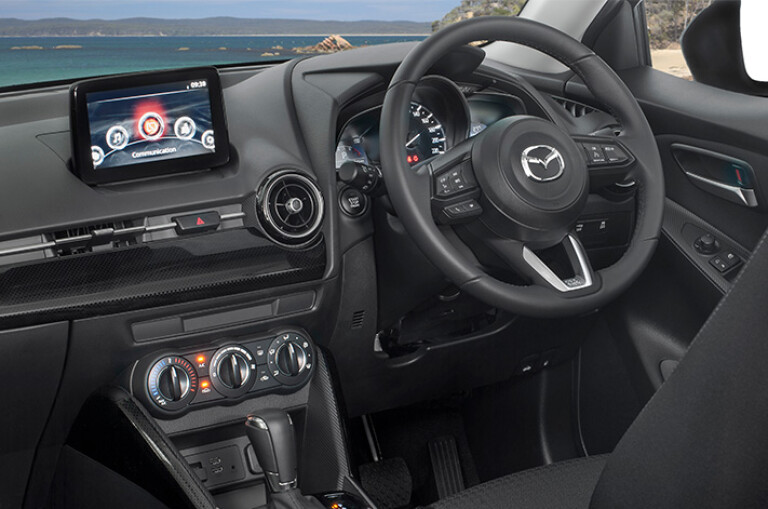 Mazda 2 Maxx Interior Jpg