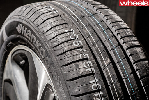 Hancook -control -tyre -used -in -Wheels -Tyre -Test