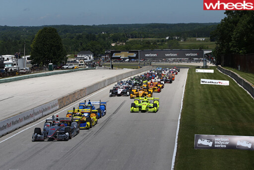 Field -of -race -cars -at -America -Indy -2016