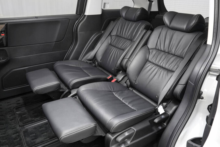 2019 Honda Odyssey Interior Secondrow Jpg