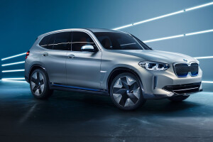 2018 BMW iX3 Concept front_34_static_11
