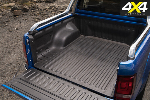 VW Amarok V6 tray