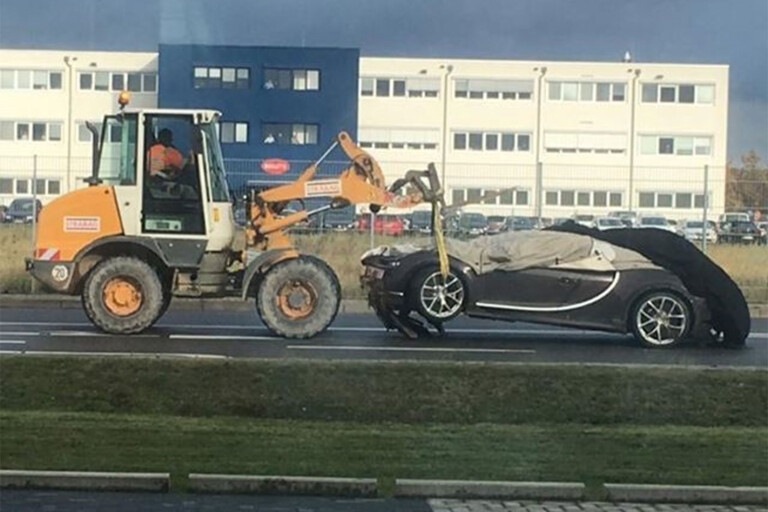 Bugatti Chiron crash