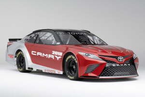 Detroit Motor Show: 2018 Toyota Camry revealed