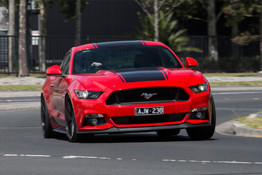 2017-Tickford-Ford-Mustang-GT driving