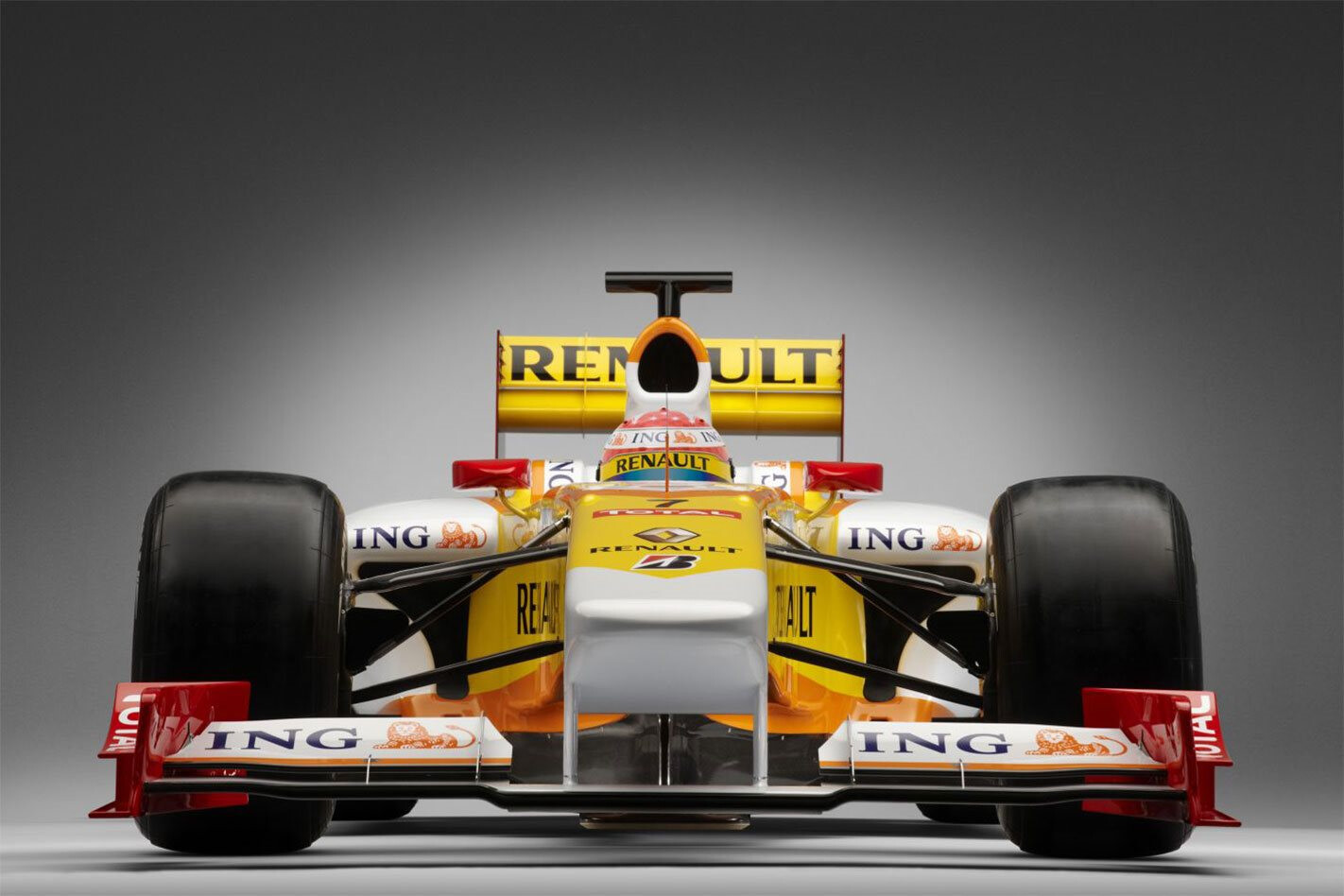 download renault f1 2010 for free