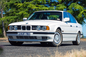 1990 BMW E34 M5 heritage main