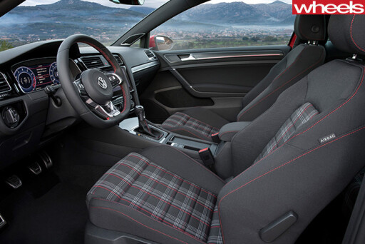 Volkswagen -Golf -7-5-GTi -interior