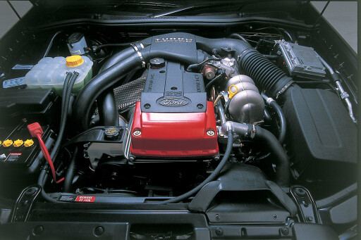 Ford-Falcon-XR6-Turbo-engine.jpg