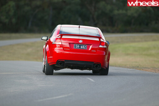 Holden -VE-Commodore -rear -driving