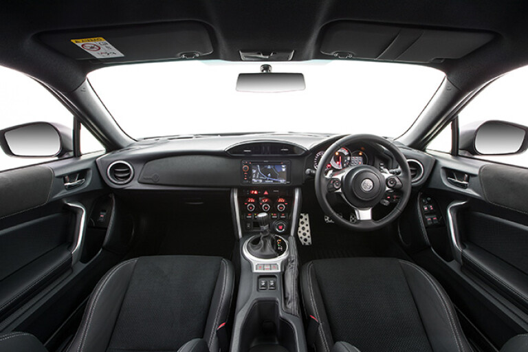 2017 Toyota 86 interior