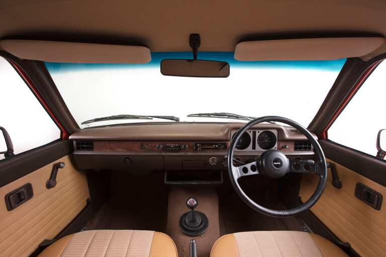 Mazda 323 OG Interior Jpg