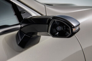 Lexus Es Mirrorless Camera Jpg