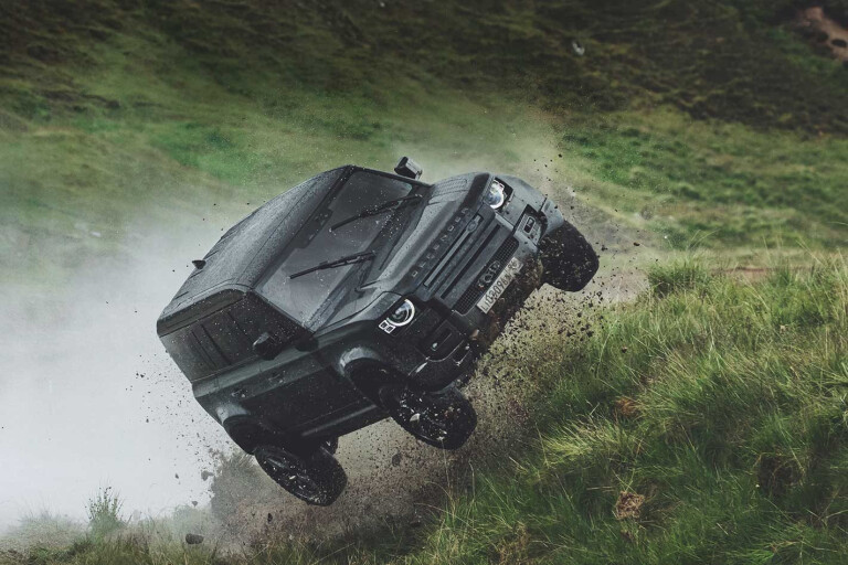 Land Rover Bond-themed commercial