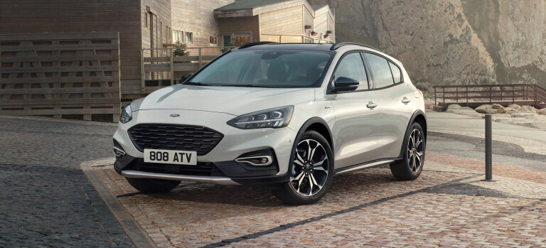 Ford Focus gets dirty with Active crossover news