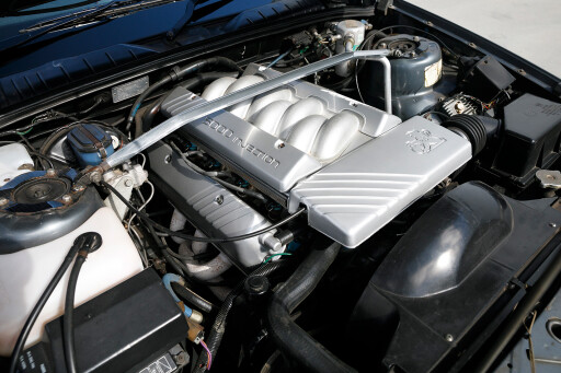 Holden VN SS Commodore engine.jpg