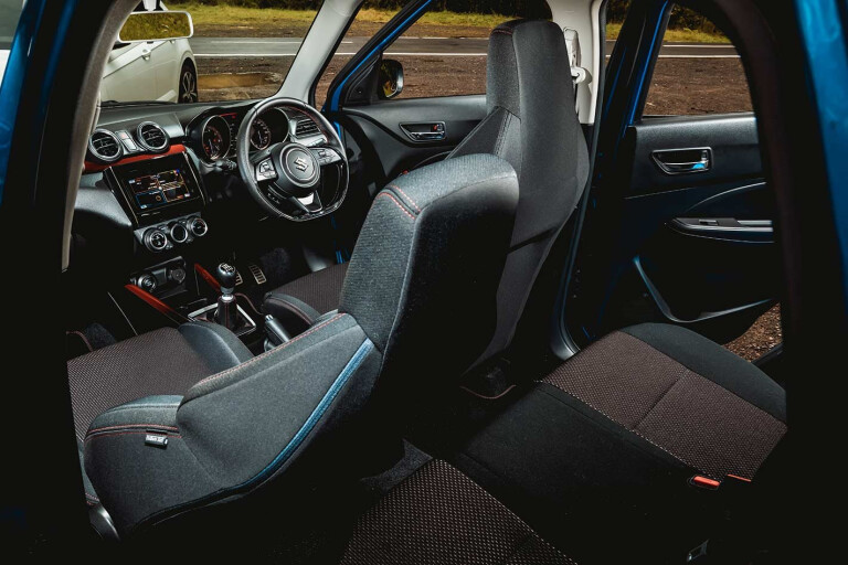 Suzuki Swift interior