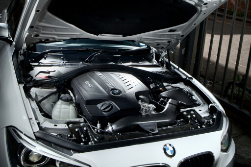 2012-BMW-M135i-engine.jpg