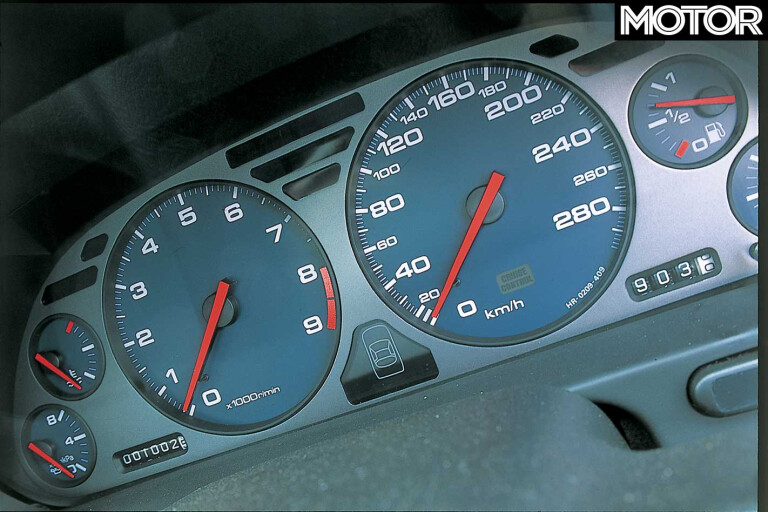 2002 Honda NSX instrumentation